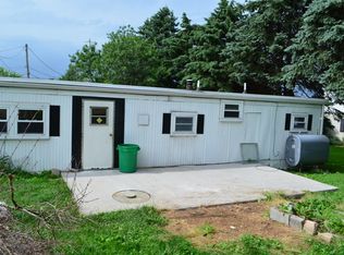 4035 Brownton Rd, Felton, PA 17322