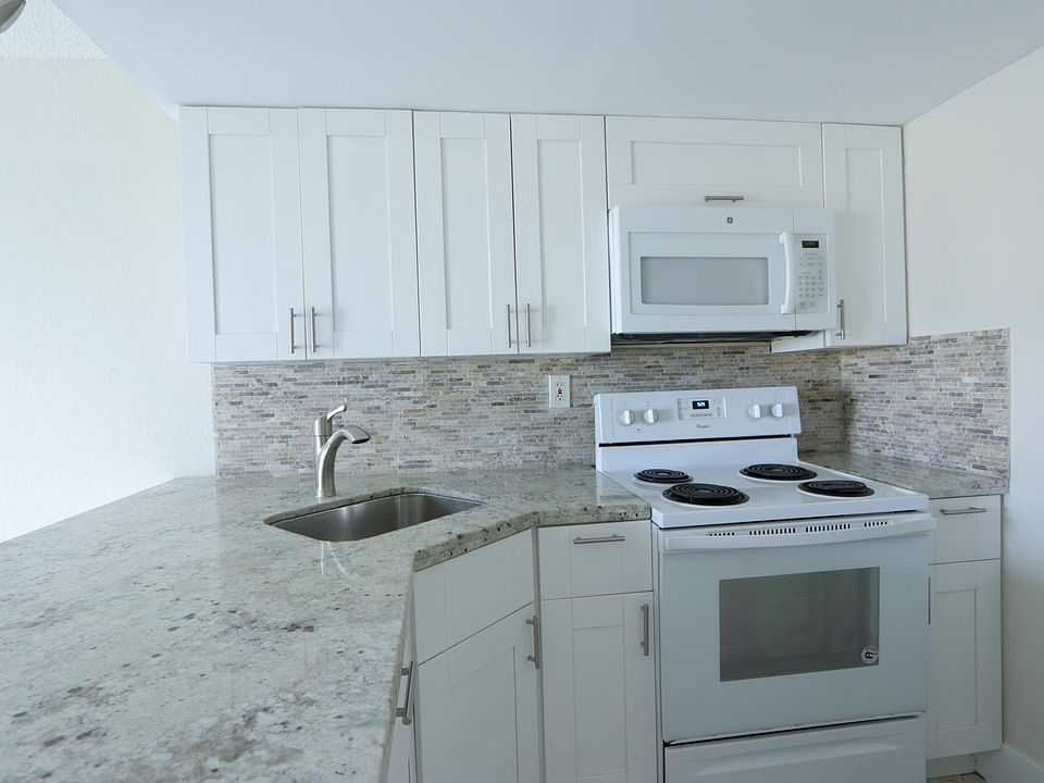1st image of 801 NW 47th Ave APT 508