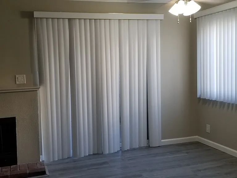 Chateau Gardens Apartments — Photo 23
