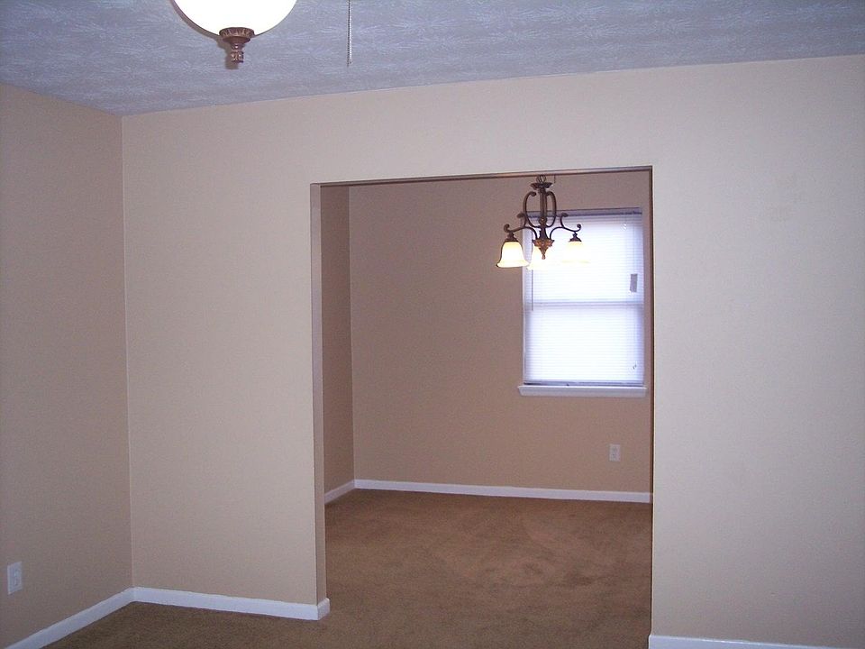 2nd image of 2507 Dublin Dr