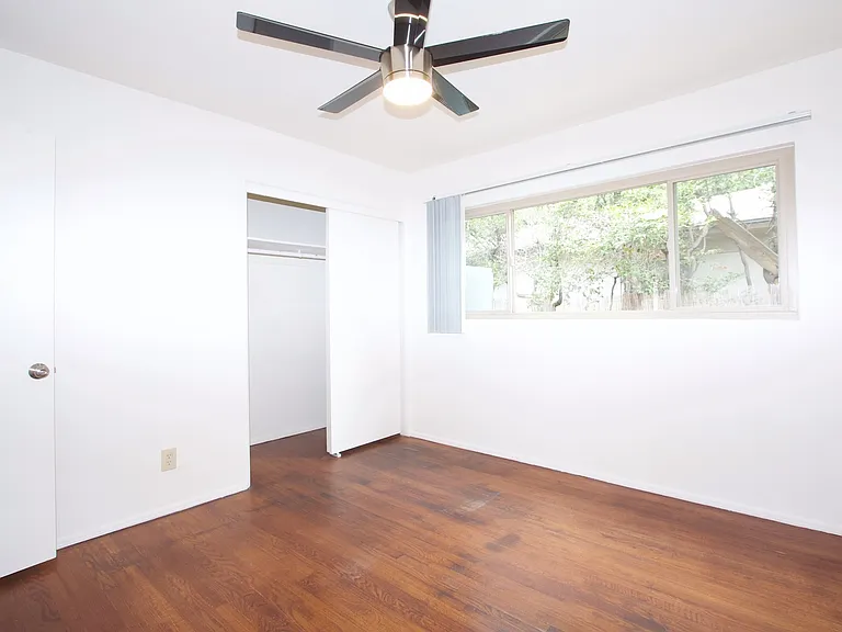 Centrally located 1 Bedroom 1 Bath Apartment Near SDSU & Talmadge! — Photo 8
