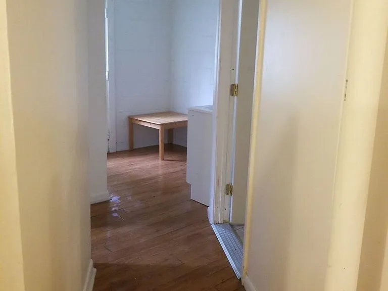 108 Stratford Ct — Photo 23