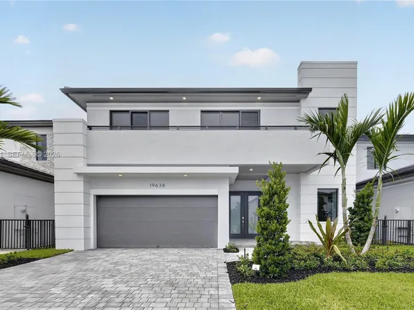 19638 NE 14th Ct, Miami, FL 33179