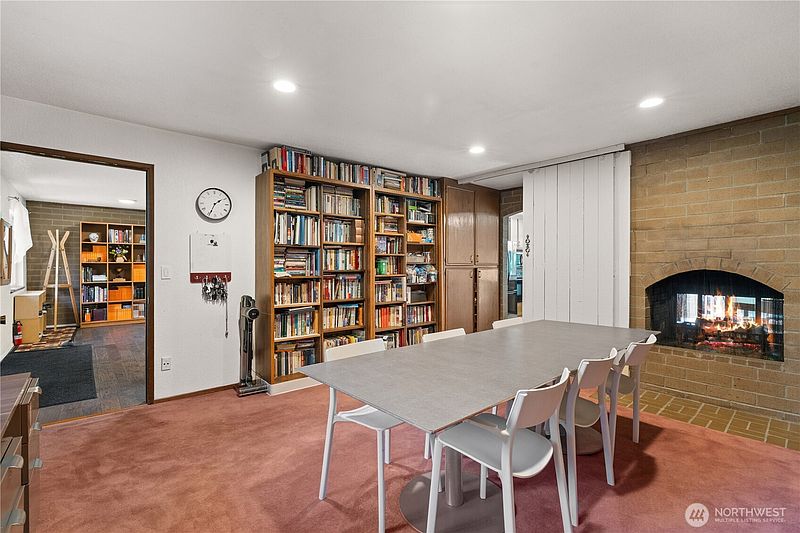 5th image of 16058 36th Avenue NE