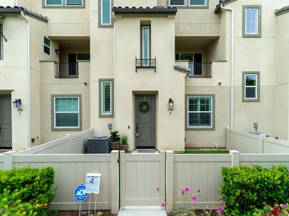 1380 Santa Victoria Rd Unit 2, Chula Vista, CA 91913