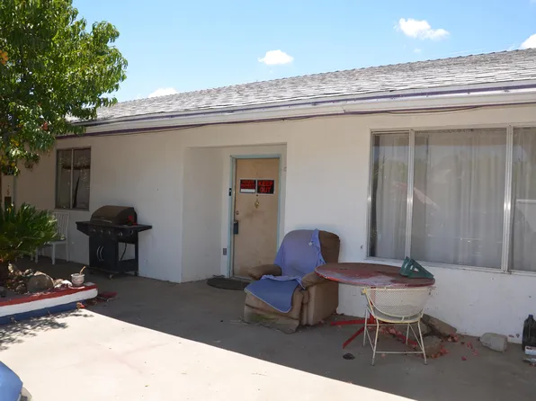 967 E Mountain View Avenue, Porterville, CA 93257