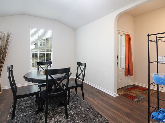 5th image of 14820 Goldfinch Way