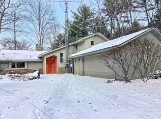 9566 Fowler Ln NW, Rapid City, MI 49676