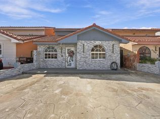 Alameda By The Lake, Hialeah, FL 33016
