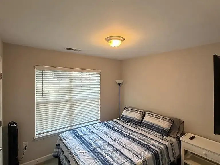 1472 Harpers Inlet Dr — Photo 3