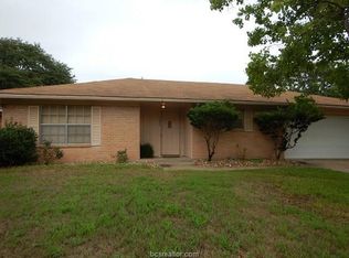 1617 Luza St, Bryan, TX 77802