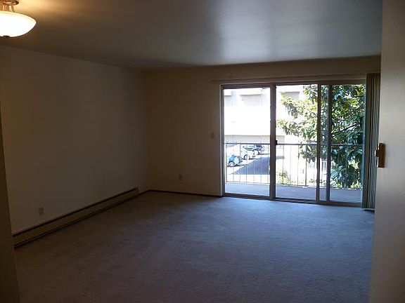 3rd image of 13315 Greenwood Ave N APT 216B