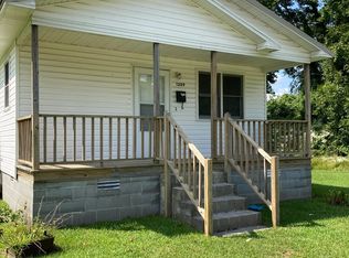 1209 Main St, New Bern, NC 28560