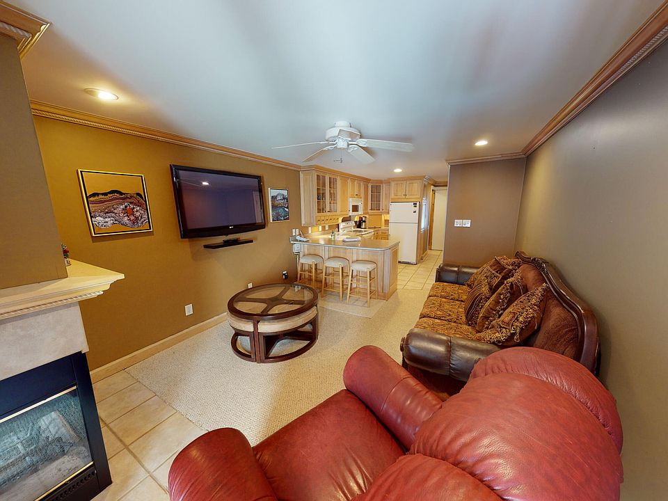 1st image of 142 Shamrock Cir #19A
