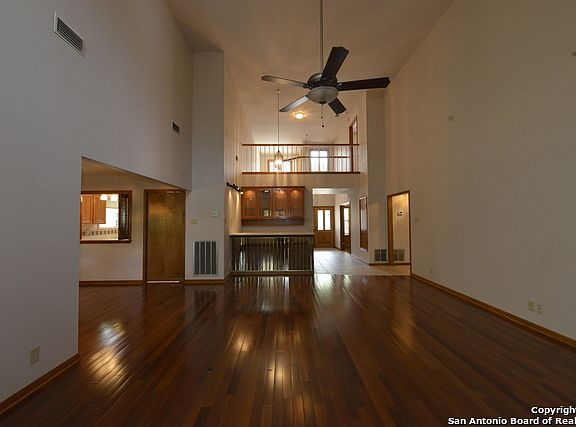 5th image of 78 Granburg Cir