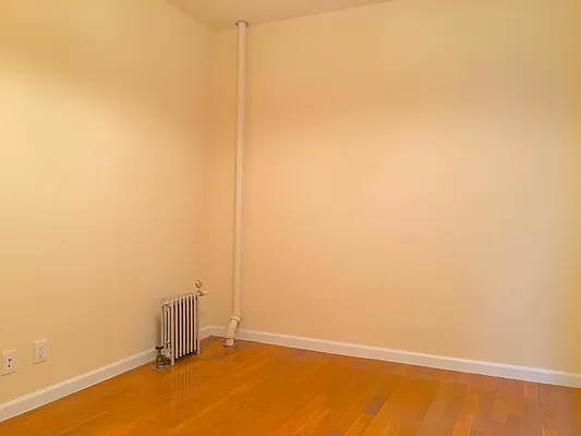 Rented by Sohayegh Enterprises Corp. | media 39