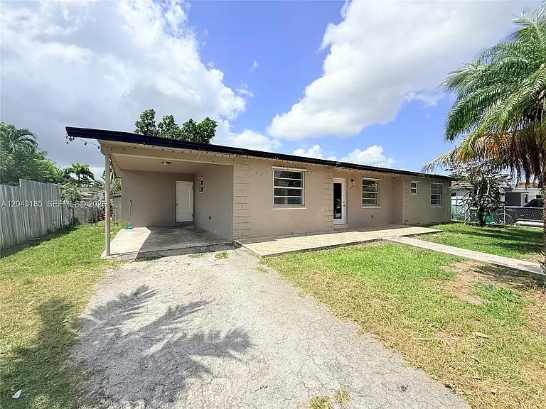 14330 SW 289th St — Photo 1