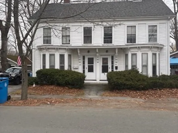 42-44 School St, Merrimac, MA 01860