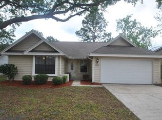 8047 Creedmoor Dr, Jacksonville, FL 32244