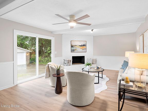 5th image of 9209 Willowwood Way