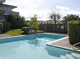 290 Via Casitas APT 102, Kentfield, CA