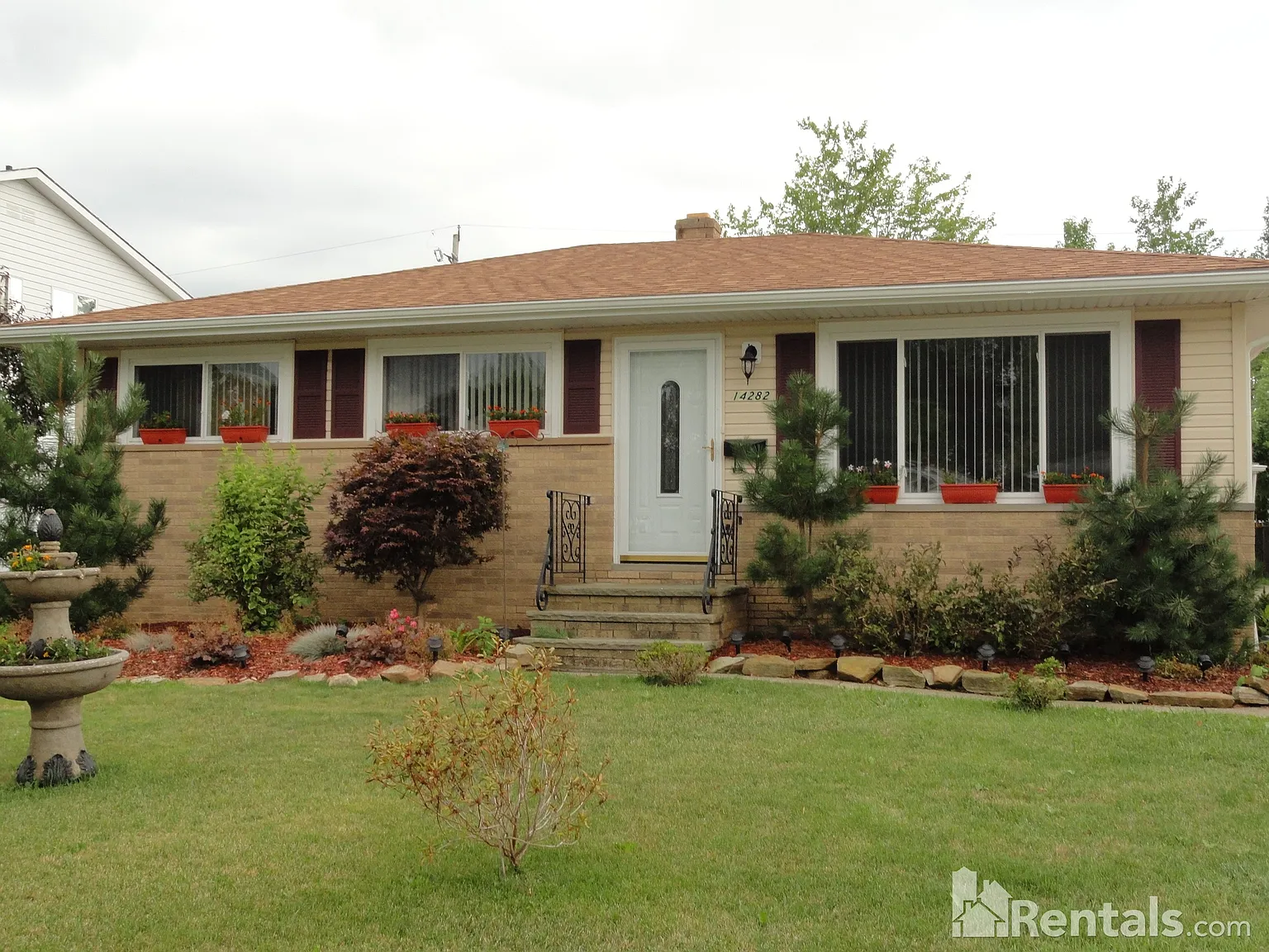 14282 Lisa Dr photo 1