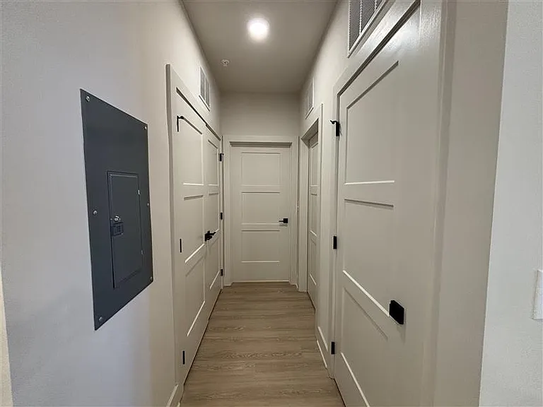 District on the Etowah Apartments — Photo 360