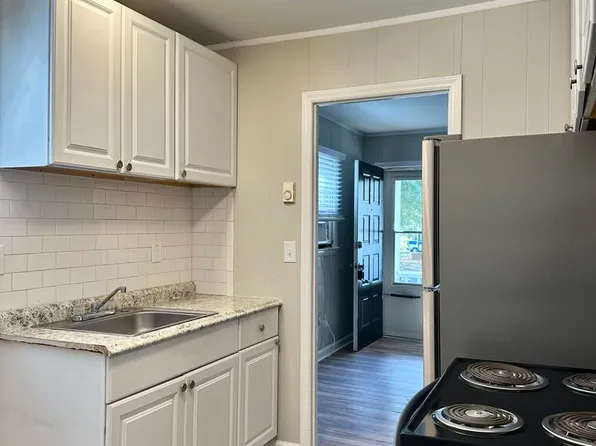 Oaklawn West, 2700 Pitts Dr #2700, Charlotte, NC 28216