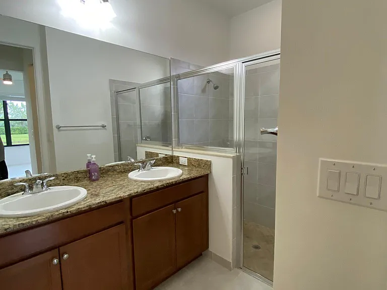 5447 Useppa Dr — Photo 31