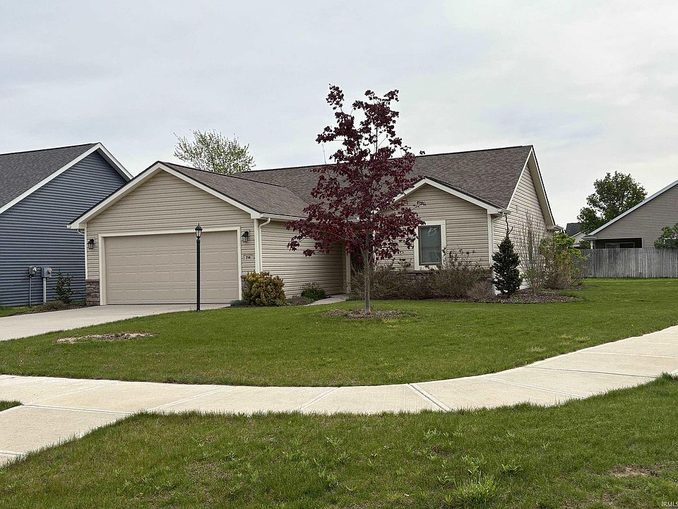 2nd image of 714 N Long Ridge Rd