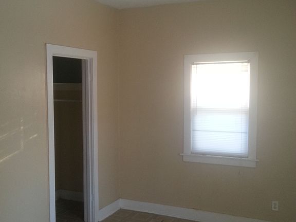 4th image of 408 E Arcadia Ave