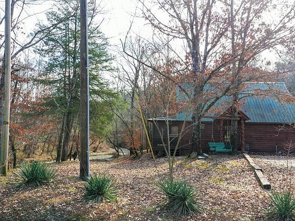 3rd image of 70 Three Pines Ln