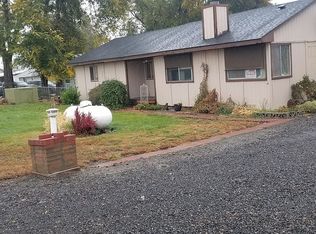 1211 S 96th Ave, Yakima, WA 98908