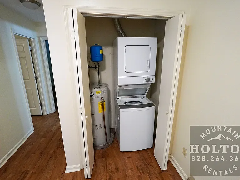 200 Pilgrams Way #21 — Photo 11