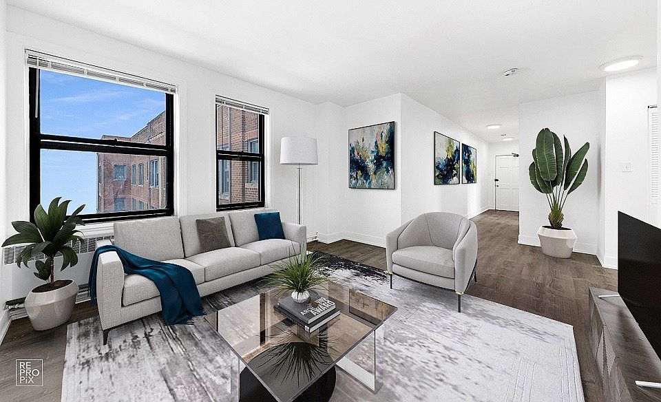 Virtually Staged - Renovated - Living Area