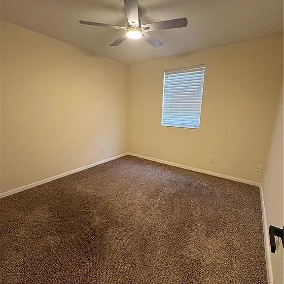 333 SE Martin Ave #1-F — Photo 14