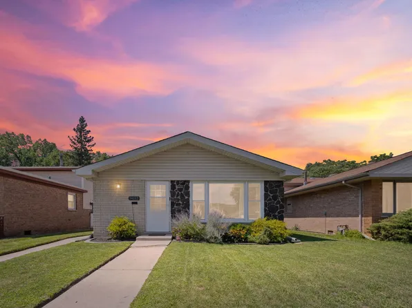 14112 S Saginaw Ave, Burnham, IL 60633