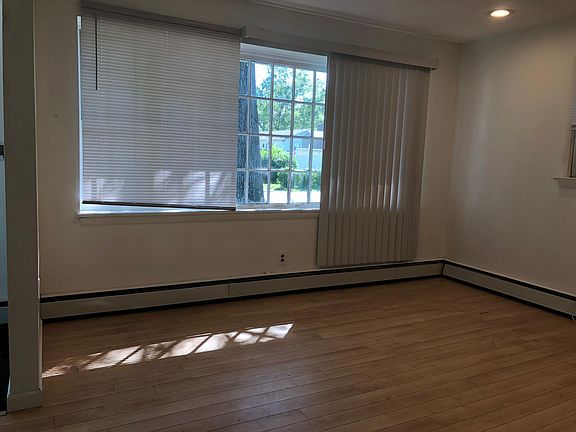 Dining/Living room