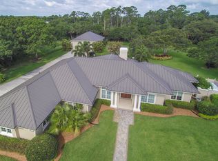 398 Farleys Ct, Vero Beach, FL 32968