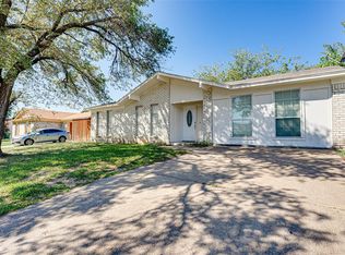 416 Hastings Dr, Cedar Hill, TX 75104