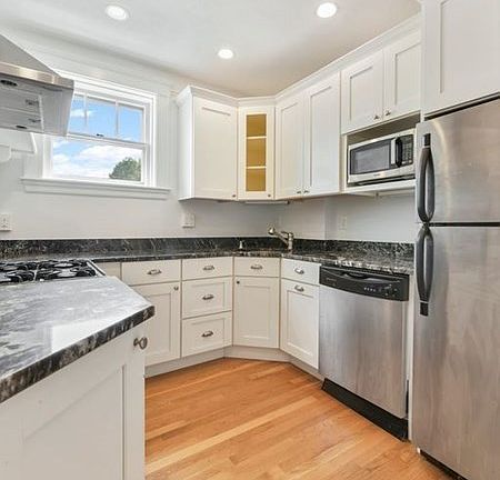 2nd image of 520 High St #24B