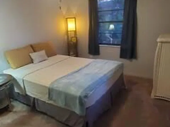 (undisclosed Address), Tarpon Springs, FL 34689