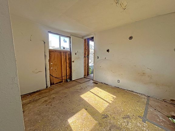 4th image of 2465 Palermo Rd Space 25