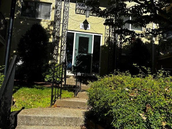 10524 Weymouth St, Bethesda, MD