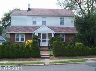 446 Valley View Rd, Englewood, NJ 07631