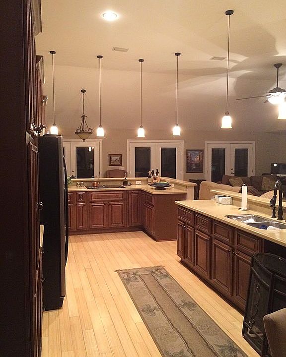 1st image of 207 Saint Clair Dr