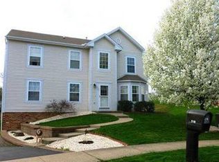 518 Overhead Dr, Coraopolis, PA 15108