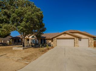 13343 Cuyamaga Rd, Apple Valley, CA 92308