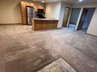 1121 S State St #7, Aberdeen, SD 57401