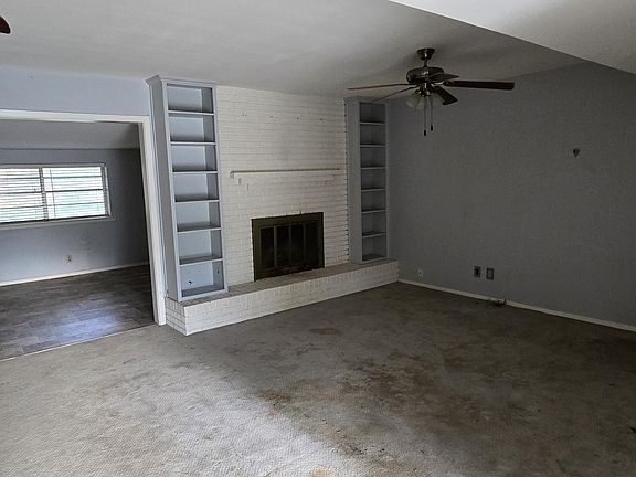 4th image of 1609 Catalina Dr